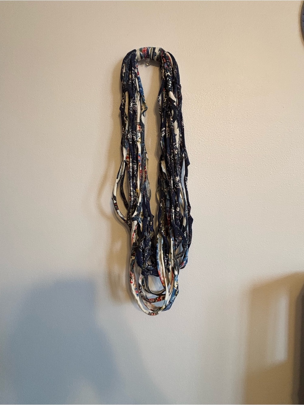Dona Bela shreds scarf